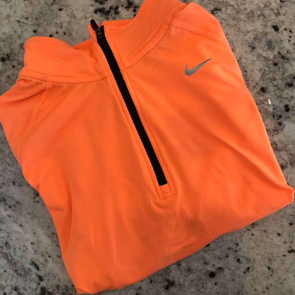 [Nike] Quarter Zip